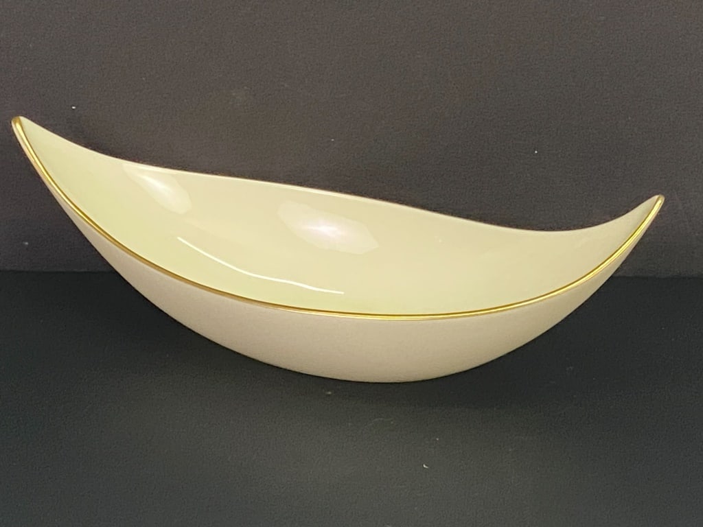 Lenox Olympia Gold Candy Dish: Made in USA. 2.75"h x 8.75"w x 4.5"d. 6 oz.