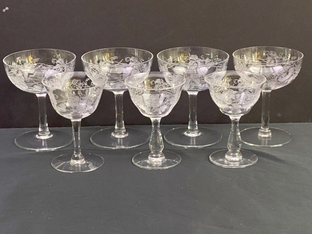 Champagne & Cocktail Glasses: 4 Champagne & 3 Cocktail. 4'h x 2.75"d and 4.5"h x 3.5"d. 1 lb 12 oz.