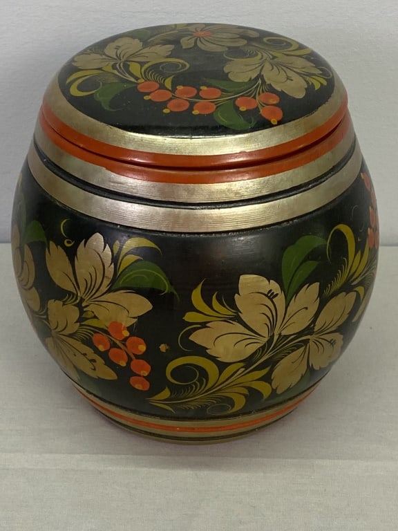 Russian Khokhloma Biscuit Jar with Lid: 7"d x 7"h. 1 lb. 1 oz.