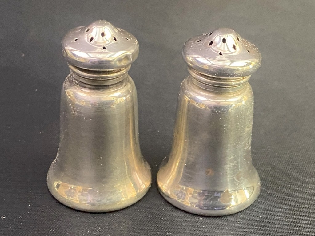 Sterling Individual Salt & Pepper Shakers (1 of 2)