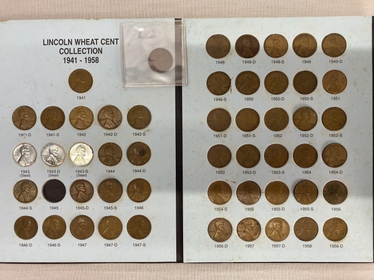 1941-1958 Lincoln Wheat Pennies: Includes a 1909. Missing 1945 Phila. 8 oz total weight.
