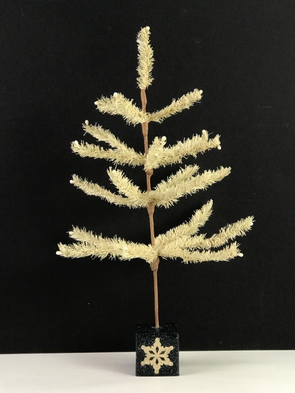 German Victorian Feather Tree (1 of 3)