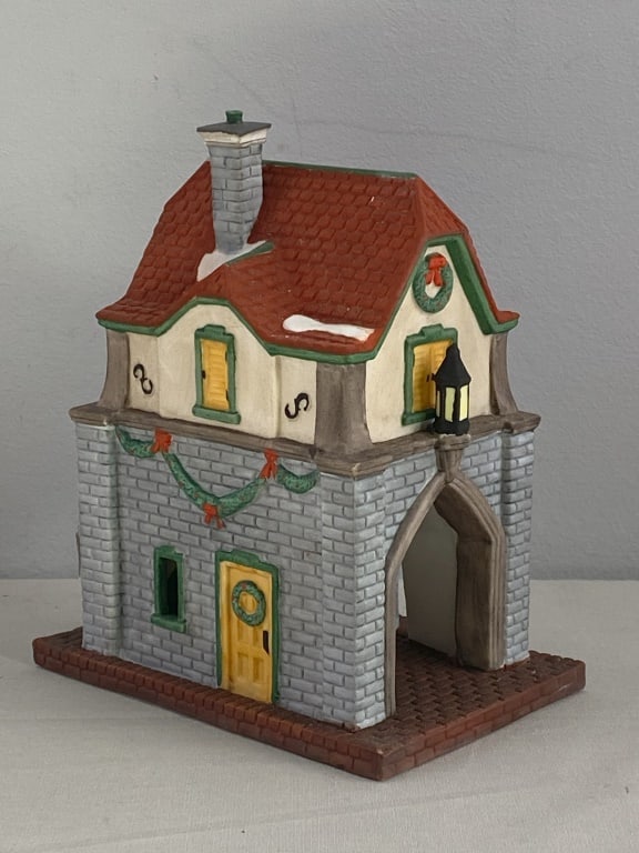Dickens Village - Gate House: 7.5h x 6.25w x 3.75d. 1 lb. 9 oz.