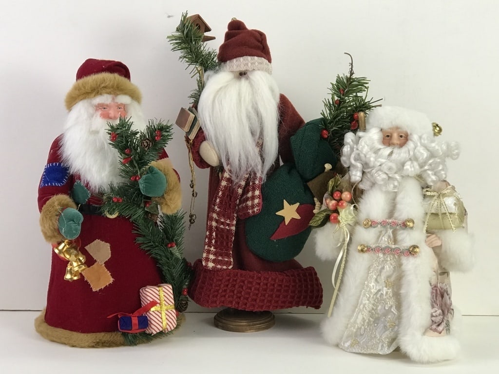 Three Santas (1 of 7)