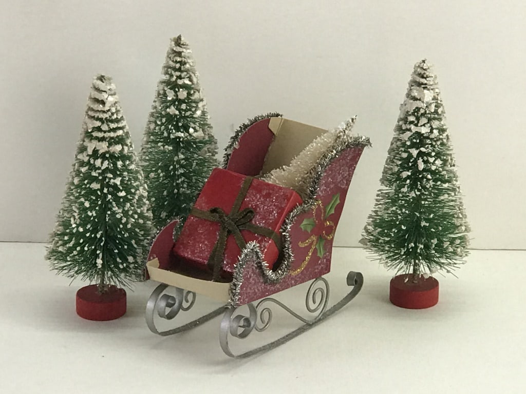 Vintage Sleigh & 3 Bottle Brush Trees (1 of 3)