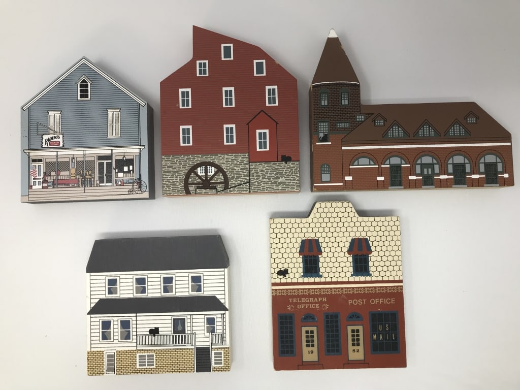 The Cat's Meow Village, 5 Pieces (1 of 6)