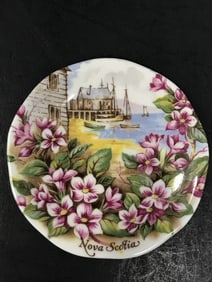 Souvenir Miniature Fine Bone China, Nova Scotia