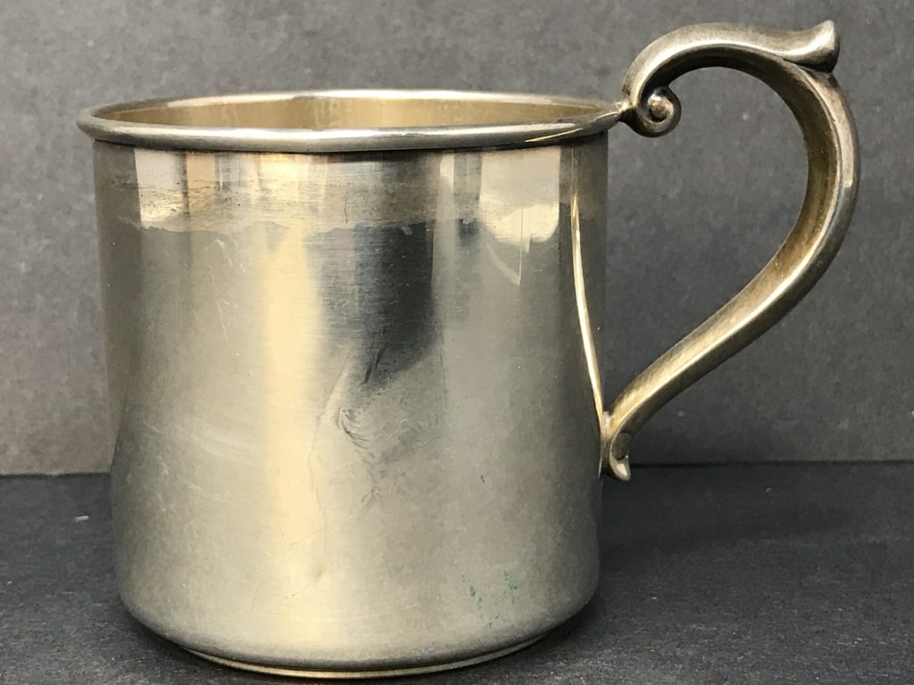 Sterling Baby's Cup (1 of 3)