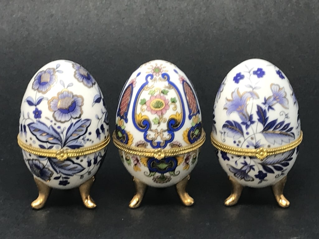 3-Footed Porcelain Hinged Eggs, Set of 3 (1 of 3)