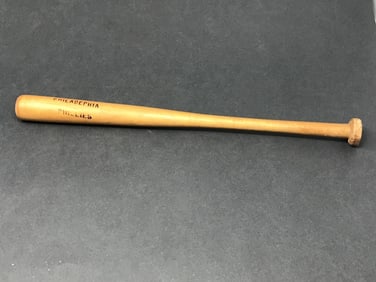 Philadelphia Phillies Souvenir Baseball Bat
