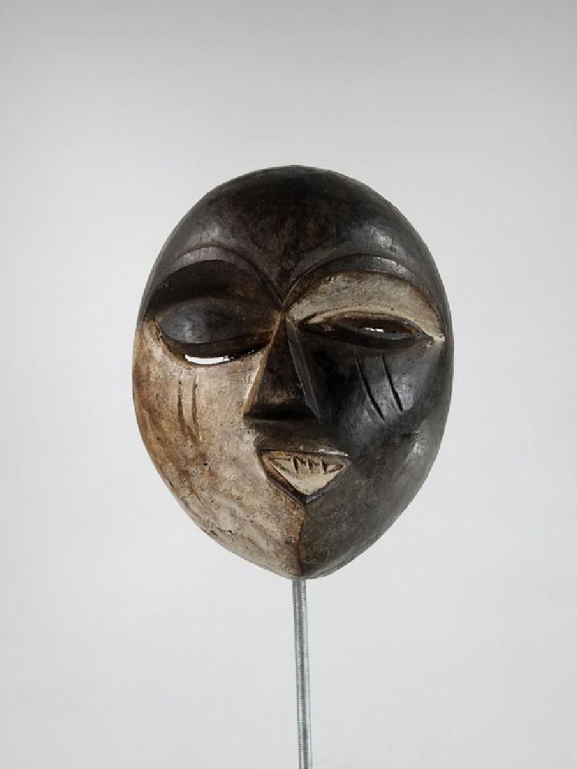 Small Pende Dance Mask (1 of 4)