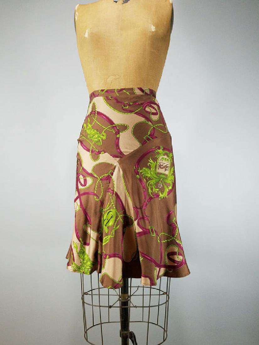 Burberry Designer Skirt: Silk 28" waist