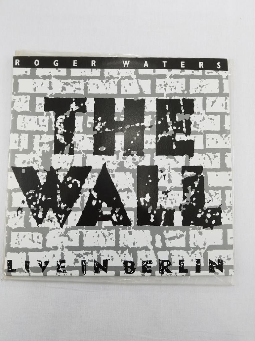 ROGER WATERS "The Wall: Live in Berlin" Part 1: Netherlands 1990 VG+/- Condition. Photos represent condition statement. Please see auction description for link to higher resolution photos. Vinyl Records, LP, Vintage Records
