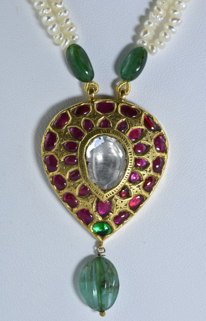 22 kt Gold Ruby, Emerald , Uncut Diamond Pendent (1 of 10)