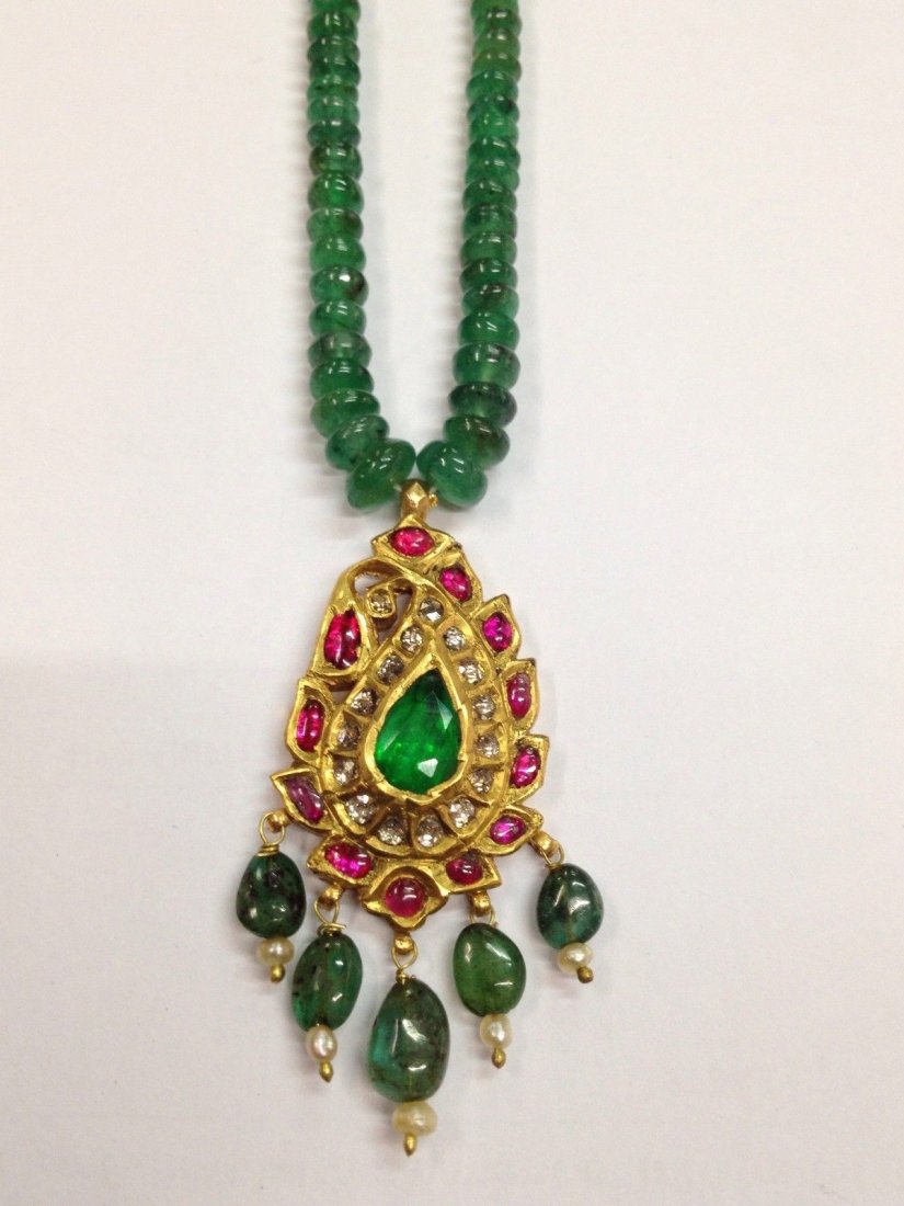 Mughal vintage India 22ct gold/ Precious stone Pendant (1 of 5)