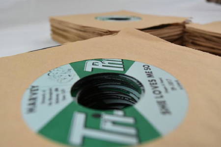 45 Records. Tri-Phi Tracks: She Loves Me Harvey NOS