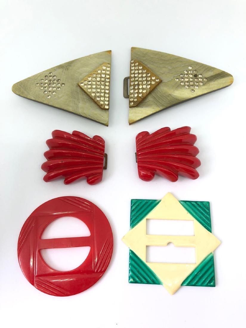 Lot of Vintage Bakelite Buckles (1 of 4)