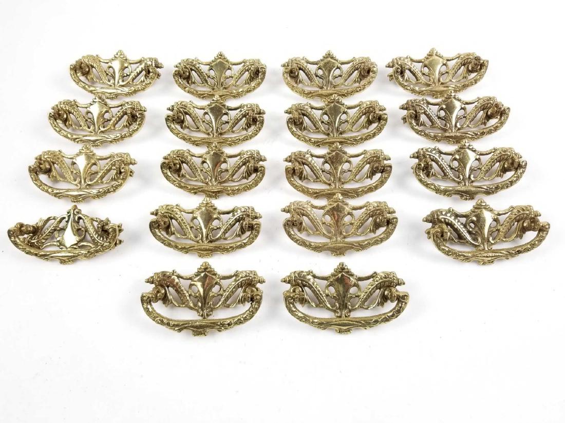 18 Cast Brass Victorian Style Drawer Pulls (1 of 5)