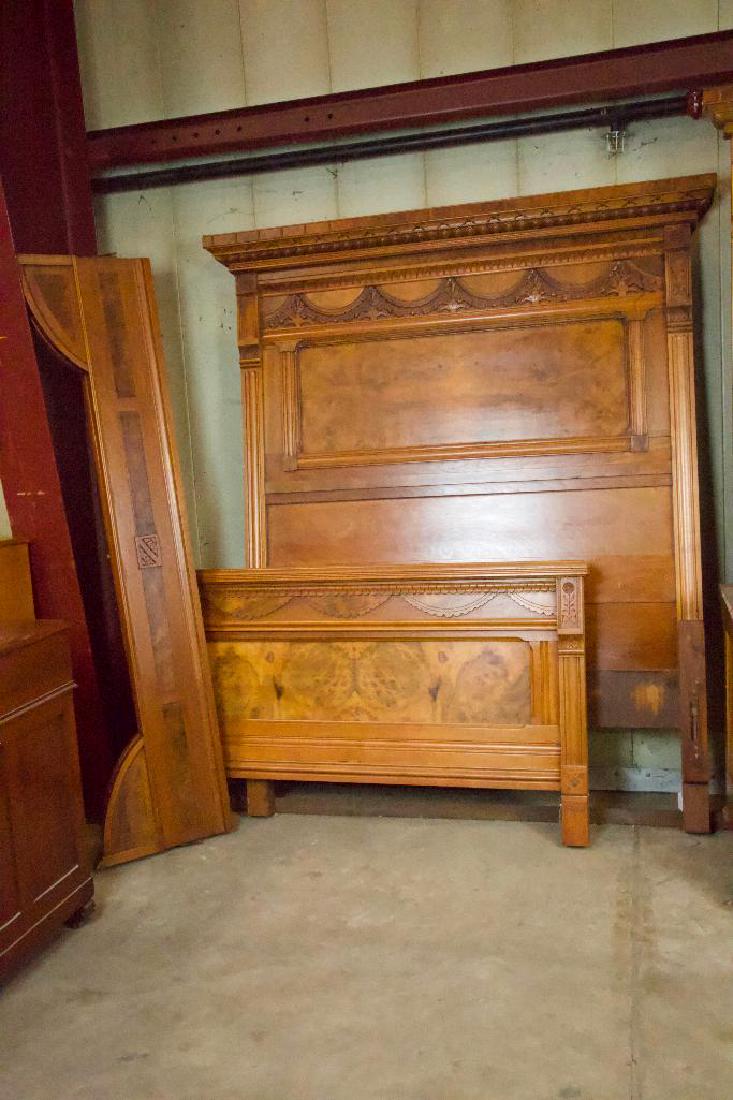 Victorian Knoll Wood 3 Piece Bedroom Set - Antique (1 of 8)