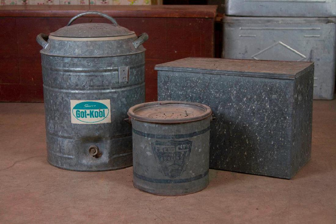 Mixed Outdoor Galvanized Steel - Beverage cooler, bait (1 of 7)
