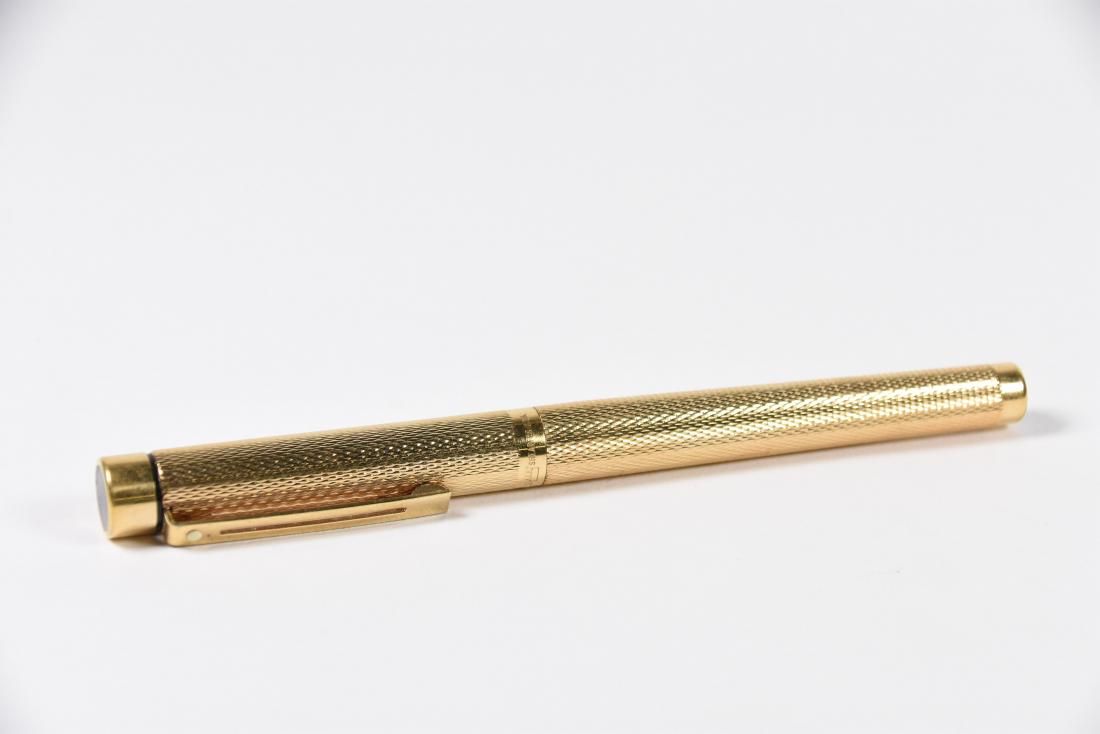 Sheaffer Gold Electroplated Fountain Pen