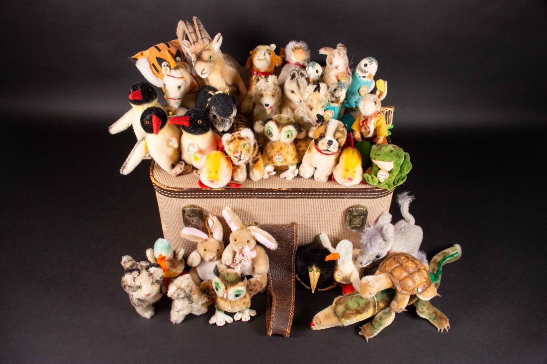 Lot Thirty-Five (35) Steiff Mini Stuffed Animals: Lot Thirty-Five (35) Steiff Mini Stuffed Animals. Majority of the animals are Steiff. Comes with vintage "Caravan by Hartmann" suitcase.