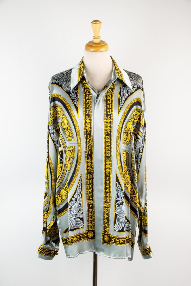 Two (2) Vintage Creme De Silk Mens Shirts (1 of 18)