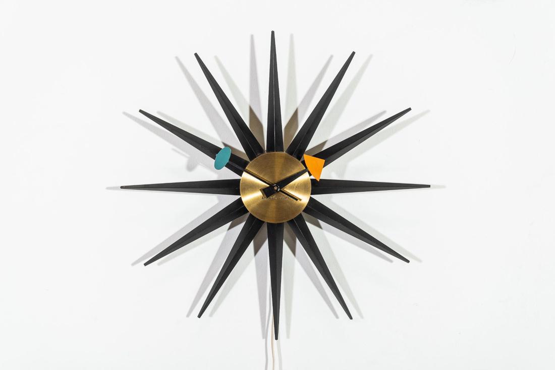 George Nelson "Spike" Clock for Howard Miller: Mid Cenutry Modern "Spike" clock by George Nelson for Howard Miller. CONDITION: Clock is in working condition. Exterior does have very minor wear. Refer to photos for condition. DIMENSIONS: DM 9in.