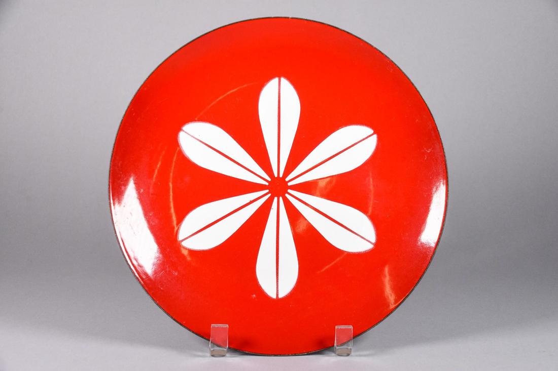 Cathrineholm Red and White Lotus Plate: Grete Pritz Kittelsen for Cathrineholm red and white lotus plate. CONDITION: Good. CONDITION REPORT: Good used vintage condition. Has minor scratches. Refer to photos for condition. MEASUREMENTS: DM
