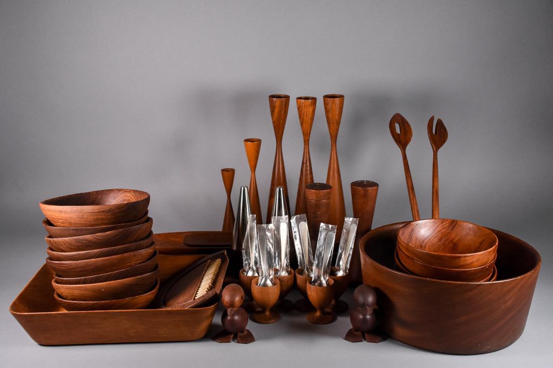 Mid Century Modern Teak Dish Set: Mid Century Modern teak dish set. Includes: Five (5) Digsmed teak candle holders. Tallest candle holder is 13"H smallest is 6.5"H. Two (2) Hans Bolling ducks for Torben Orskov. Three (3) Digsmed long