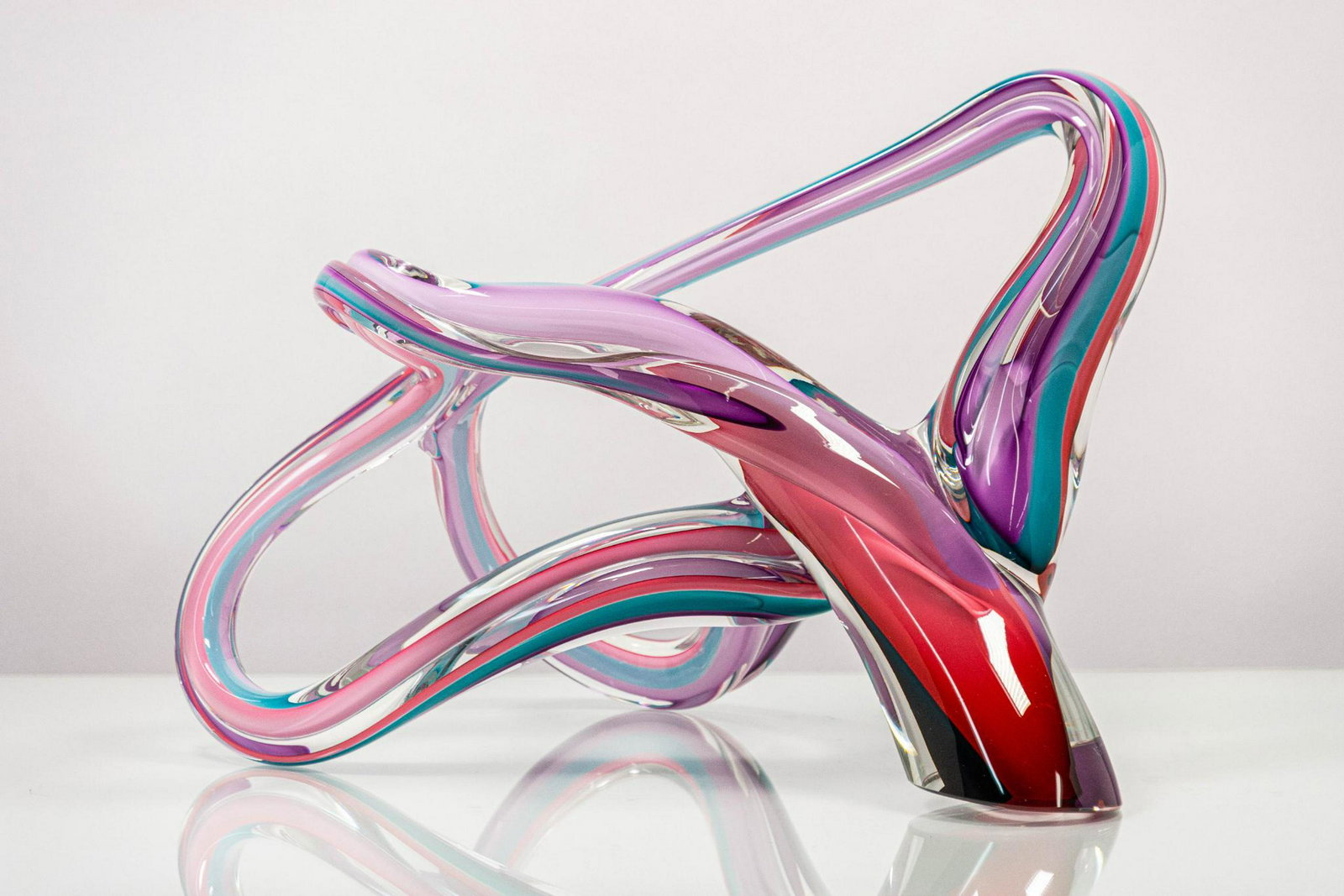 Barry Entner Signed Glass Sculpture: Freestanding glass sculpture, signed and dated 1992 by the artist ARTIST: Barry Entner CONDITION: Excellent DIMENSIONS: approx. 14" x 13" x 16"
