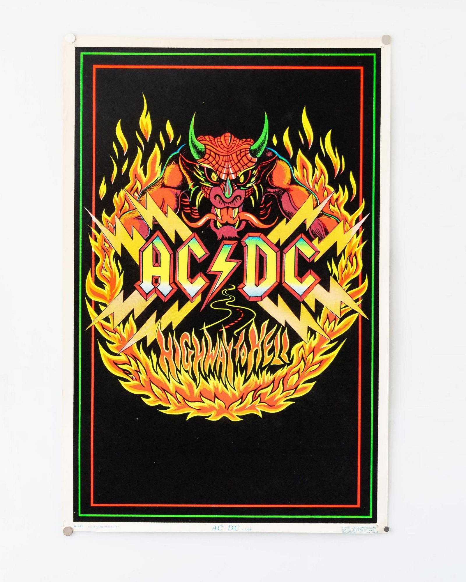 "Highway to Hell" AC/DC Vintage 1980s Blacklight Poster (1 of 5)