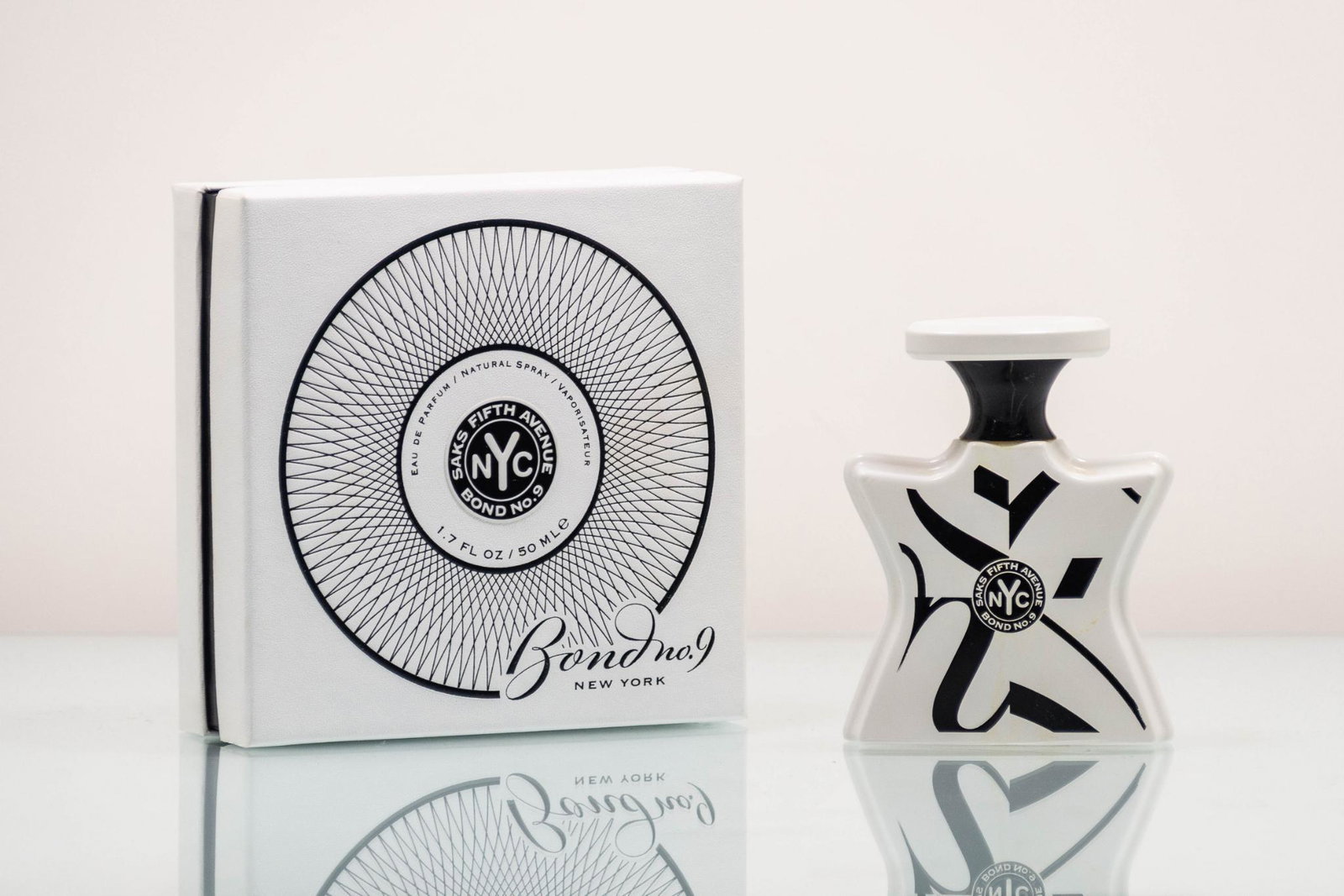 NYC Saks 5th Avenue Bond No. 9 Eau de Parfum For Her (1 of 3)