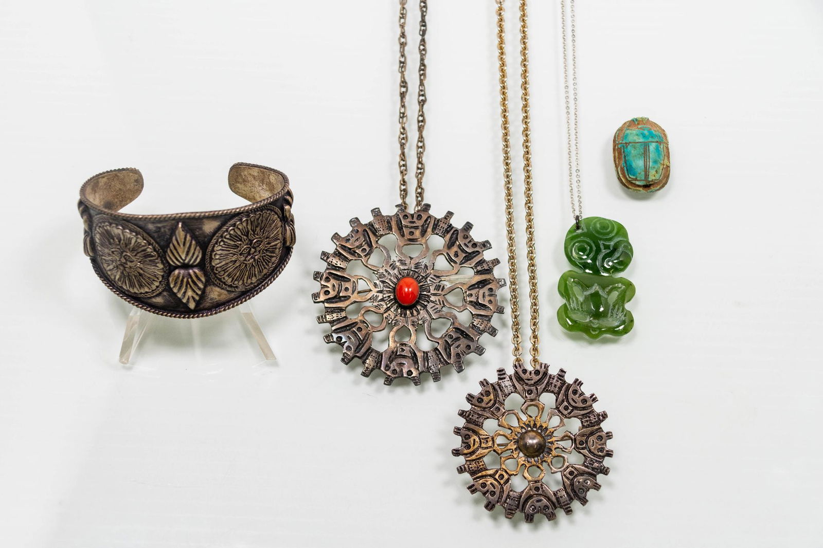 Five (5) Vintage Southwestern Jewelry Pieces (1 of 12)