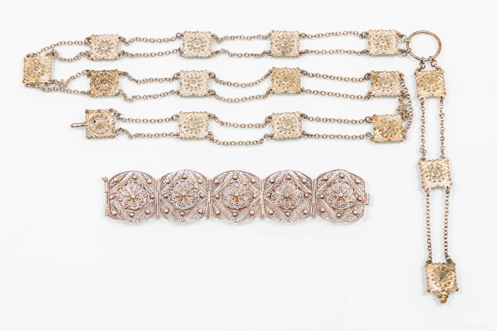 Silver Bracelet and Belt Chain Lot (2) (1 of 4)