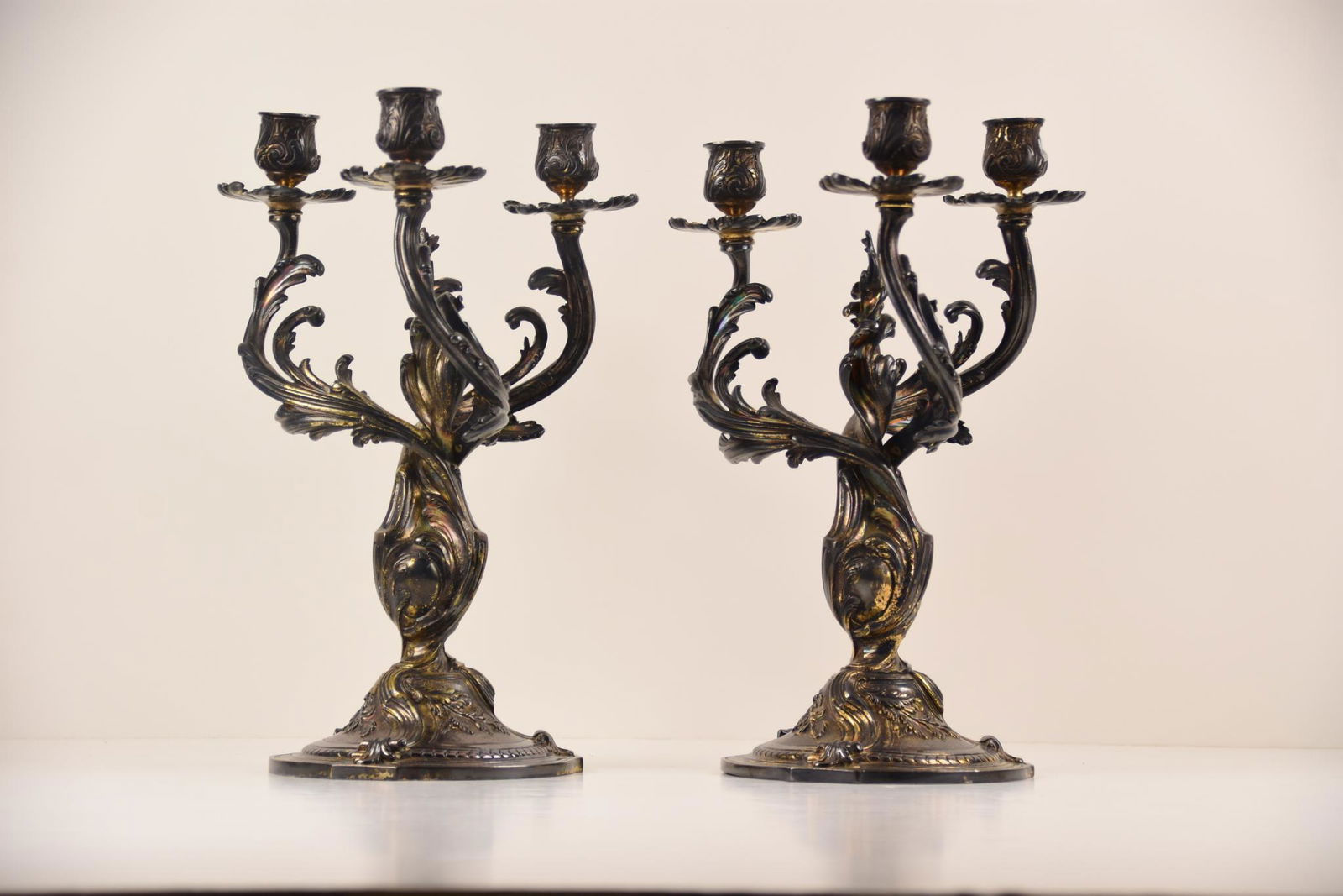 Pair of Christofle Silverplate Candelabrum: Up for Auction are a Two (2) piece set of Christofle Silverplate Candelabrum. MEASUREMENTS: 13" Height, 9" Circular Width CONDITION: Good Vintage Condition, has normal vintage tarnish.