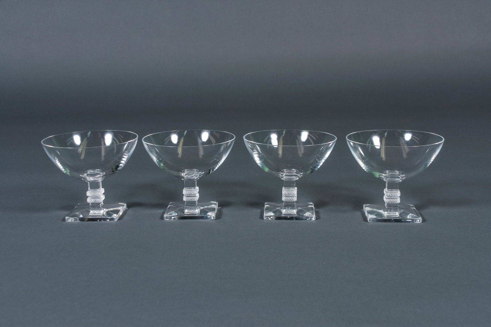 Lalique France Crystal Argos Cordials (1 of 15)