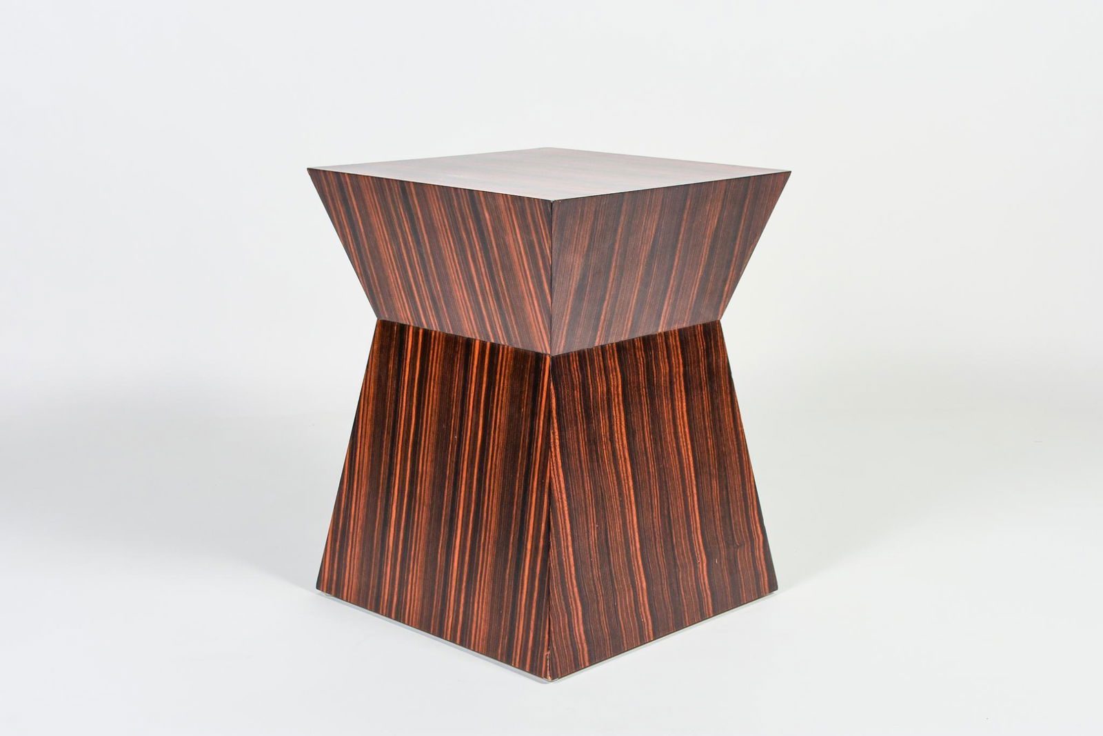 Gus Modern Pawn Stool: Gus Modern Pawn Stool. H18" x W14" x D14". Good vintage condition, light scratching, see photos for details NAVIS Pack and Ship will be handling the shipping of all items from this auction. Go to: htt