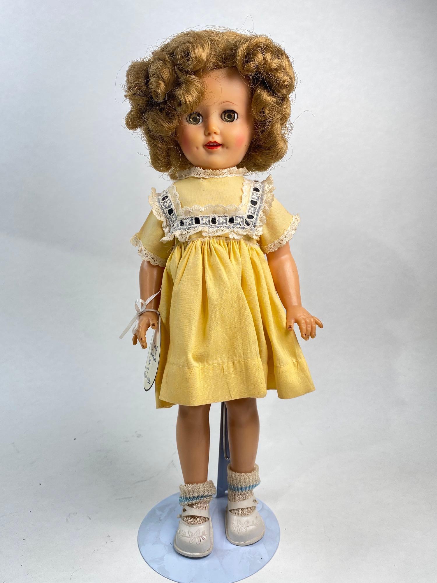 Vinyl Shirley Temple Doll (1 of 5)