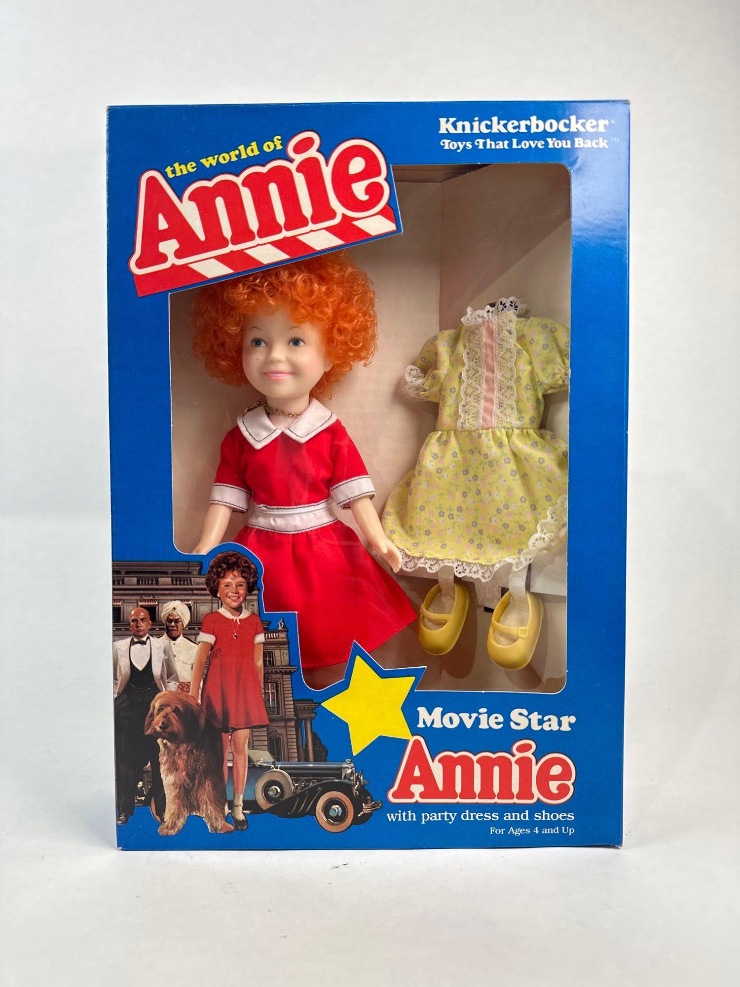 Annie Doll in Box (1 of 4)