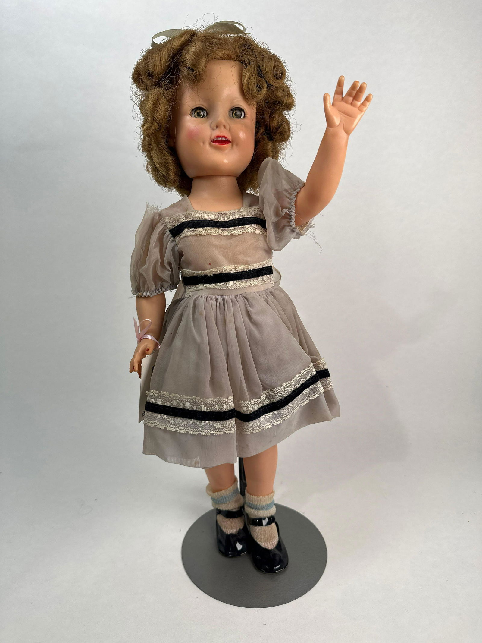 19 Inch Vinyl Shirley Temple Doll (1 of 7)
