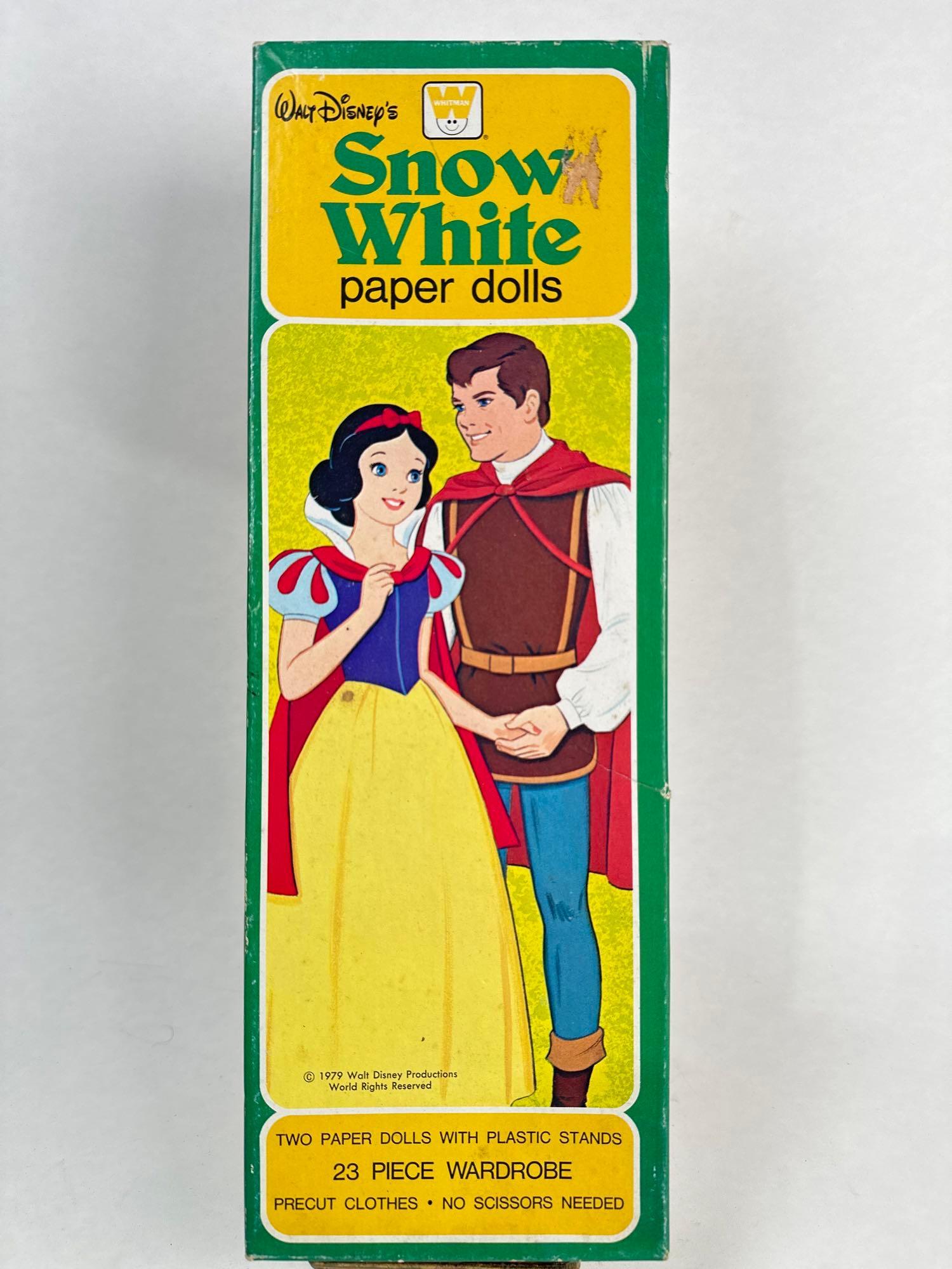 Snow White Is Paper Dolls (1 of 2)