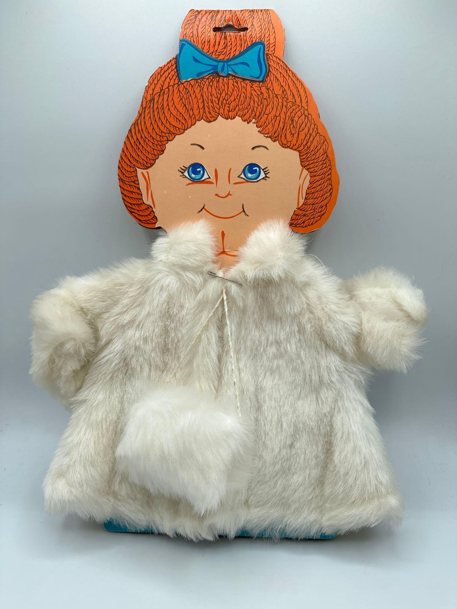 Coats for 20" Shirley Temple doll (1 of 7)