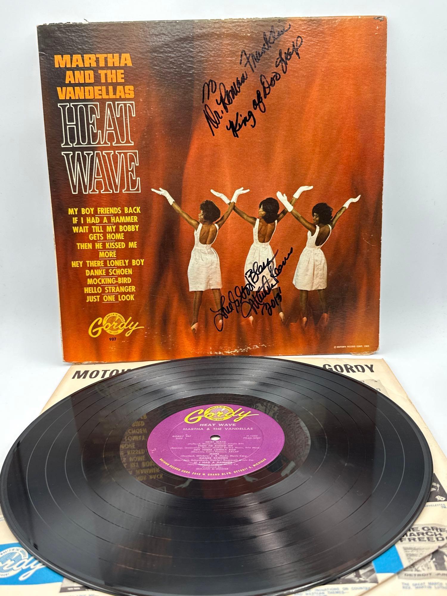 SIGNED HEAT WAVE Martha & the Vandellas Album (1 of 12)