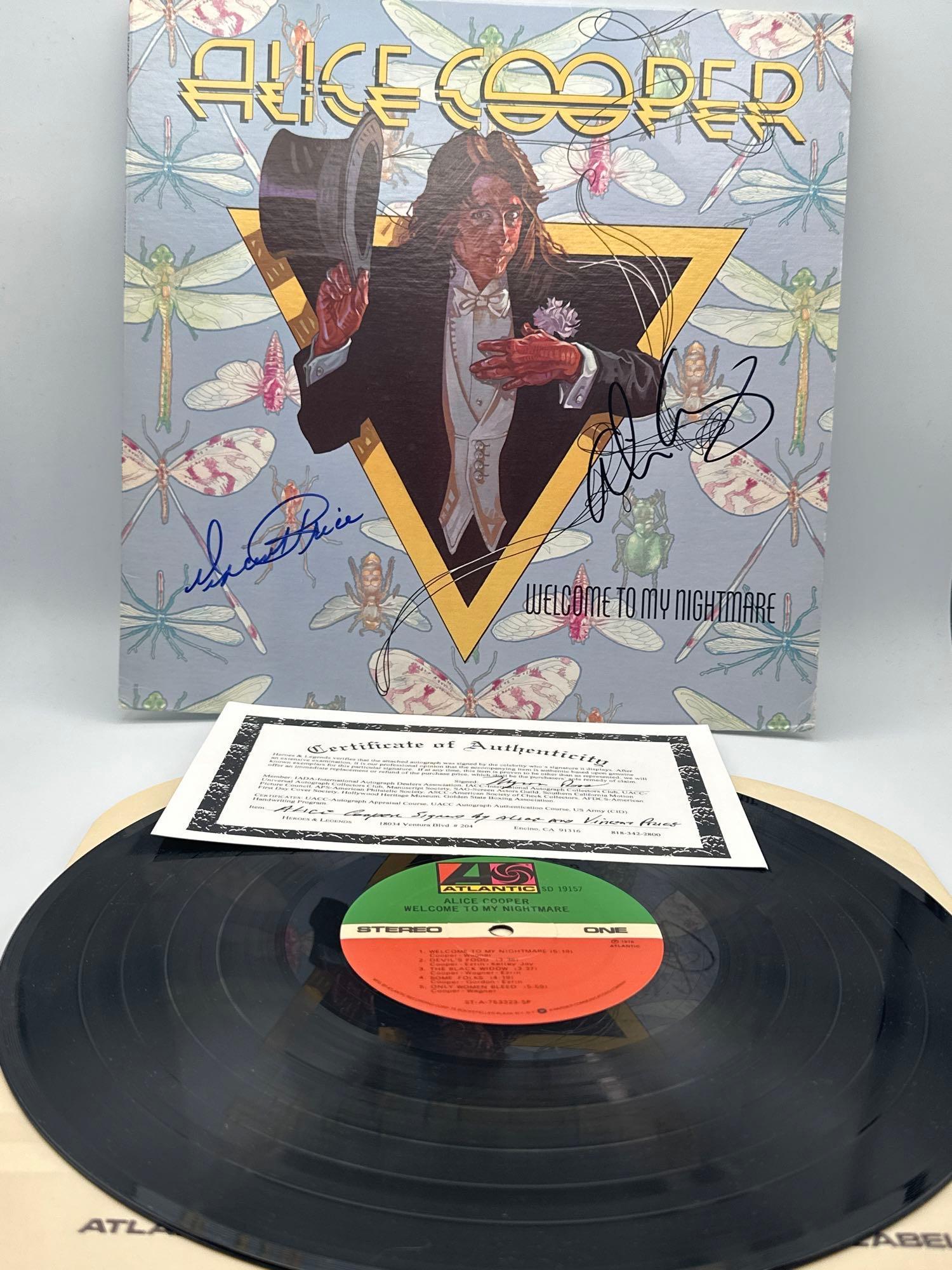 SIGNED Alice Cooper and Vincent Price “Welcome to my Nightmare” Album (1 of 12)