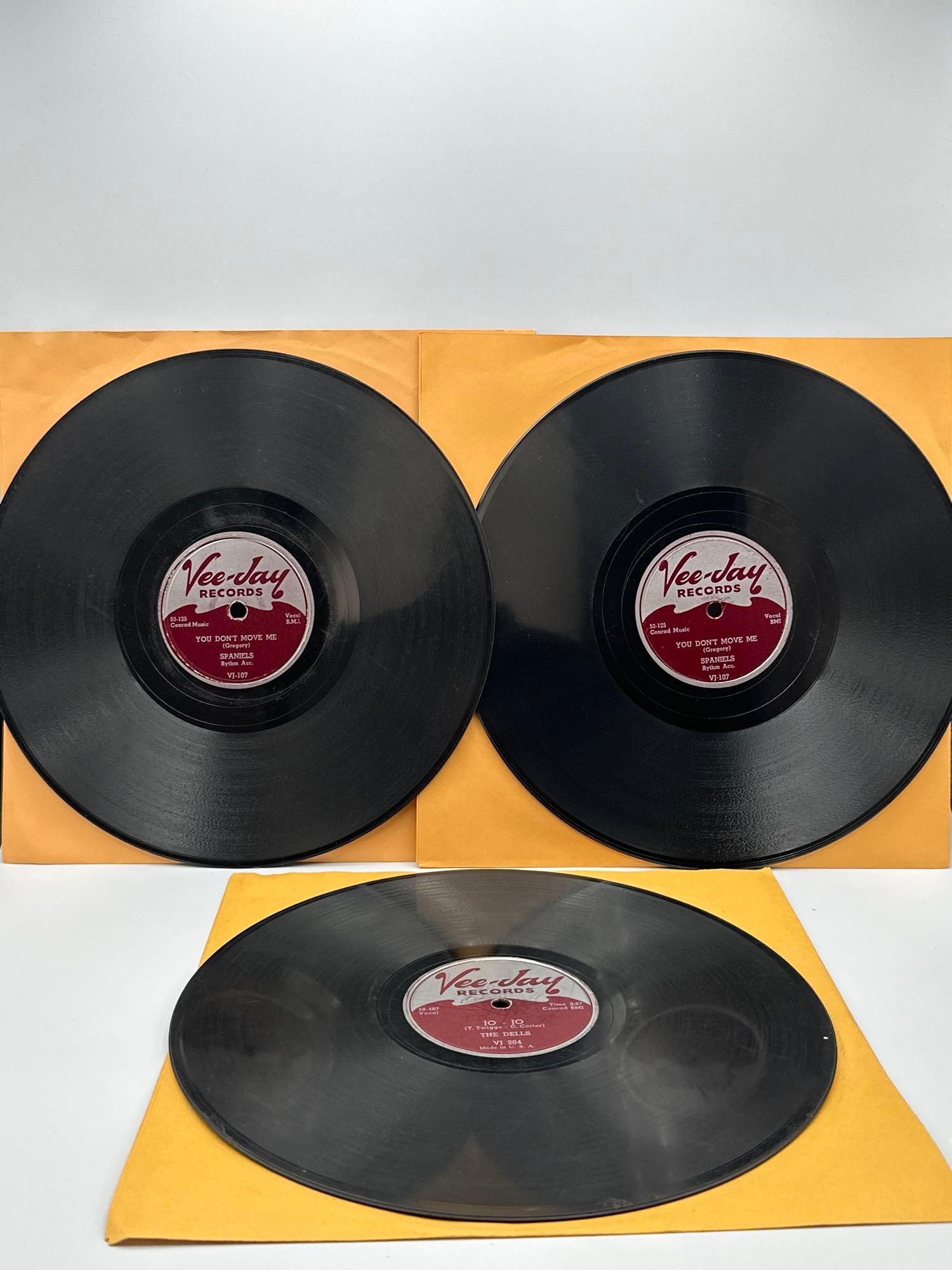 (3) Vee-Jay Records: The Dells and The SPAINELS (2): (3) Vee-Jay Records: The Dells and The SPAINELS (2) (1) The Dells- Oh What A Nite and Jo Jo VJ 204 78rpm 10” record. Scratches and scuff marks on surface of record.(2) SPANIELS records 78rp