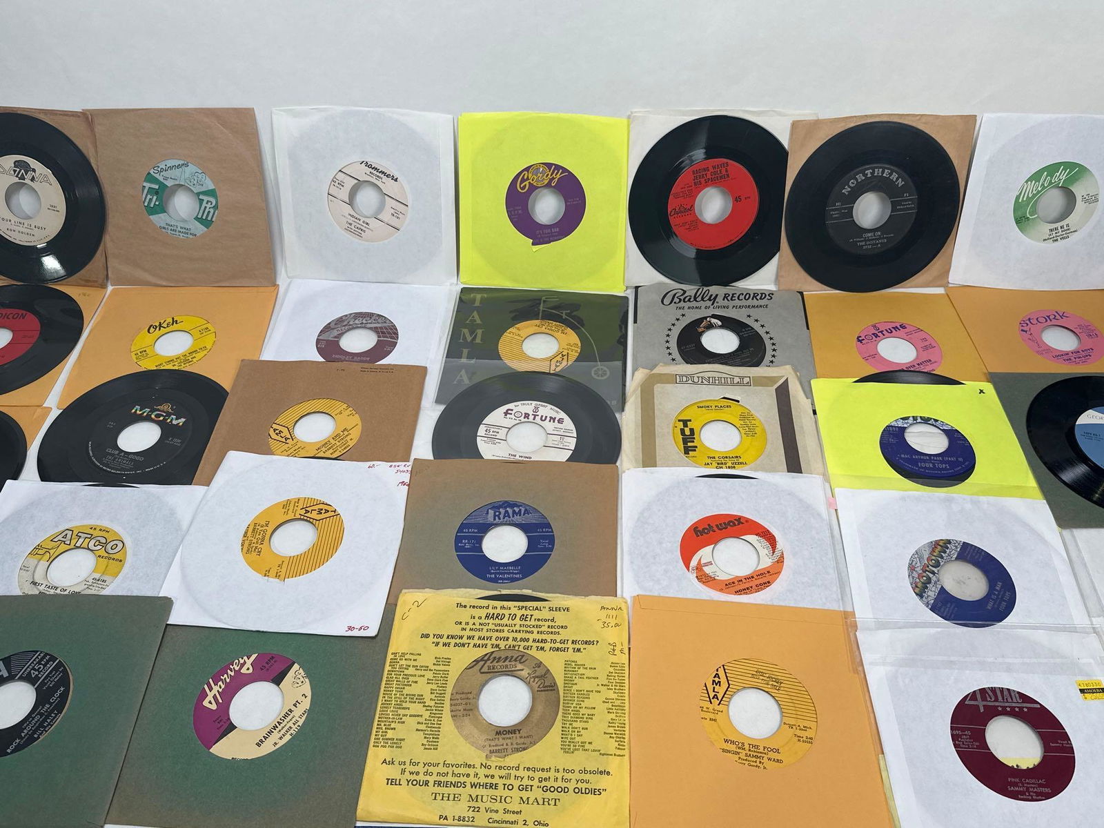 130 mixed lot of records-45’s (1 of 11)