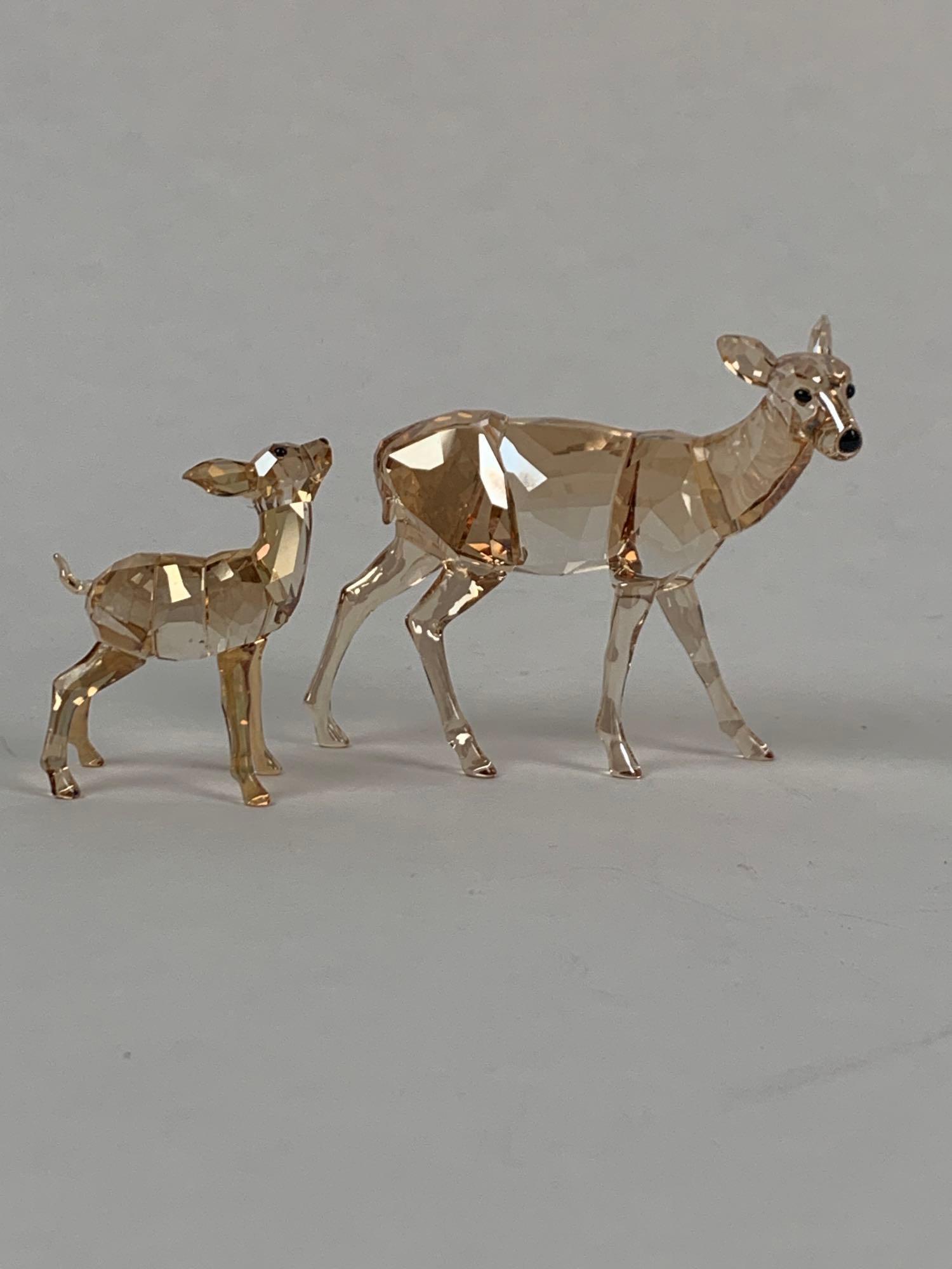 Swarovski Doe & Fawn Golden Shadow Figurine (1 of 12)