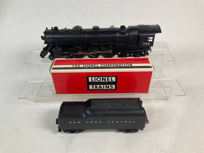 LIONEL NO. 773 - NEW YORK CENTRAL - HUDSON (1964): LIONEL NO. 773 - NEW YORK CENTRAL - HUDSON (1964) Vintage Lionel Trains Locomotive produced in 1964. 773W tender included. Has steam cycle with out slide valve. Comes with reproduced boxes. Dimensio