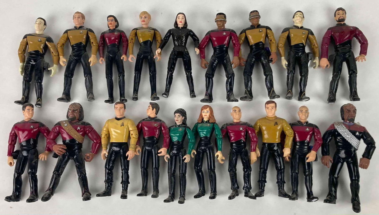 Large Lot of Vintage Star Trek Action Figures (1 of 6)